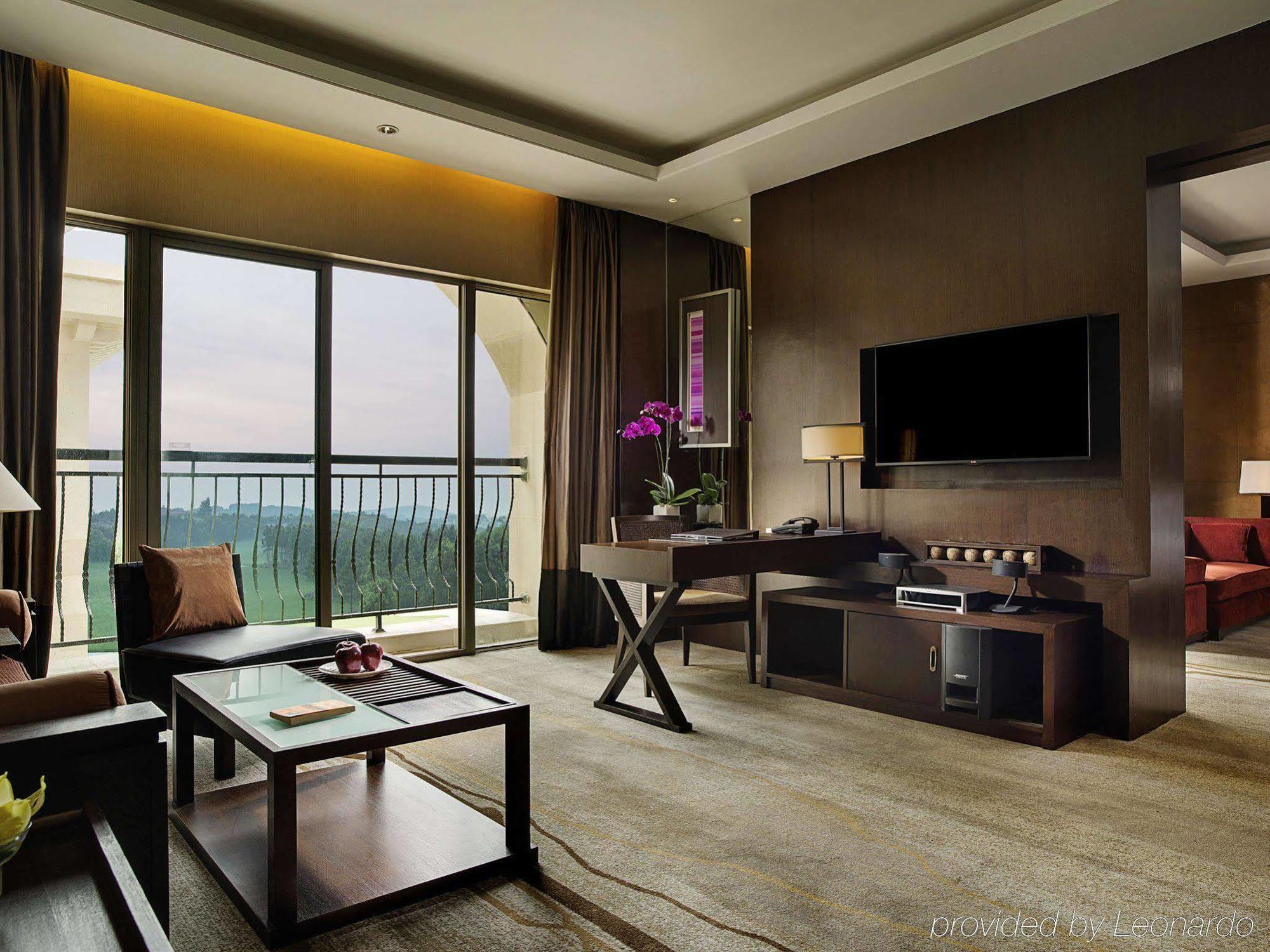 Sofitel Nanjing Zhongshan Golf Resort 외부 사진