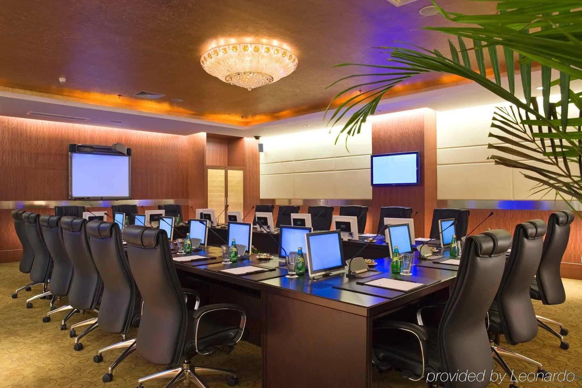 Sofitel Nanjing Zhongshan Golf Resort 시설 사진